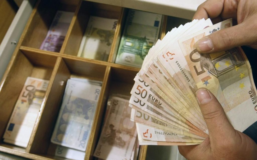 Ηλεκτρονικά τιμολόγια Ξεκινά η α' φάση της υποχρεωτικής ηλεκτρονικής τιμολόγησης